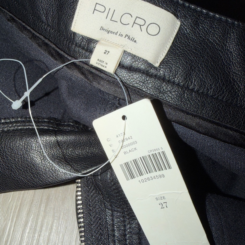 ❤️‍🔥Firm Price❤️‍🔥The Rylan faux leather relaxed high rise pants by Pilcro - Picture 10 of 11